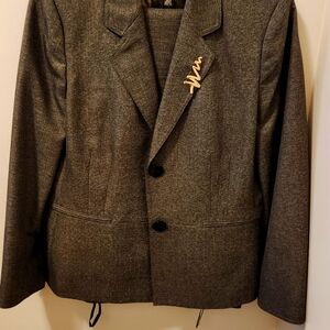 Women's 2 piece pants suit